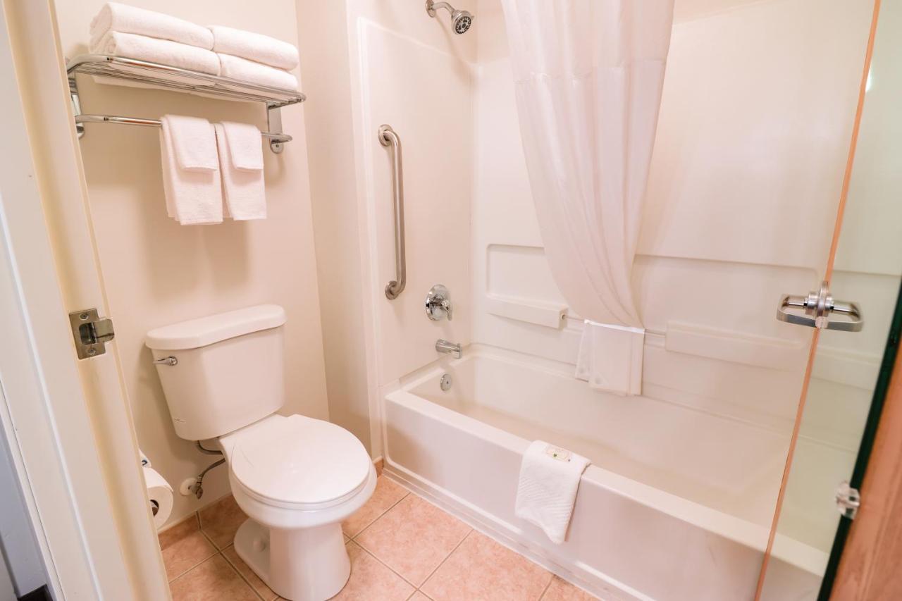 Quality Inn & Suites Sequim At Olympic National Park Екстер'єр фото
