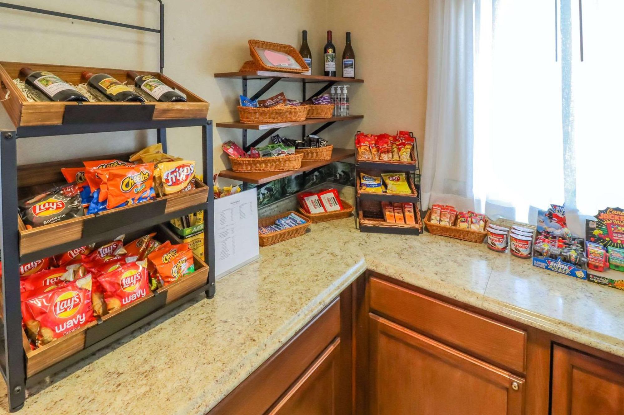 Quality Inn & Suites Sequim At Olympic National Park Екстер'єр фото